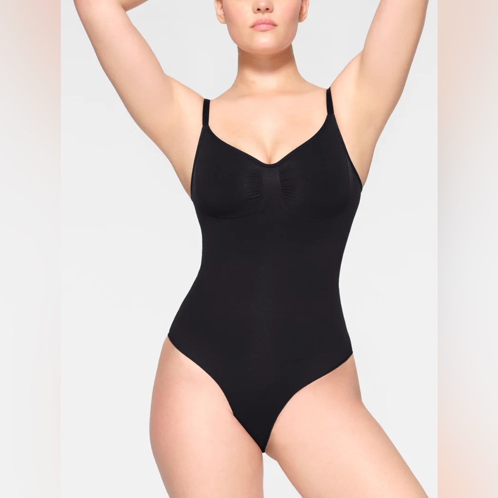 NWOT SKIMS Seamless Sculpt Brief Bodysuit Onyx Size 2XL